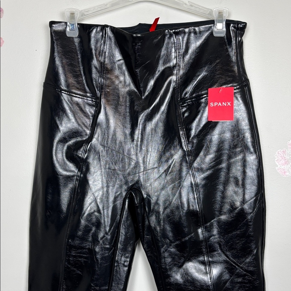 NWT SPANX Shiny Faux Patent Leather Black Leggings - L - Picture 2 of 7